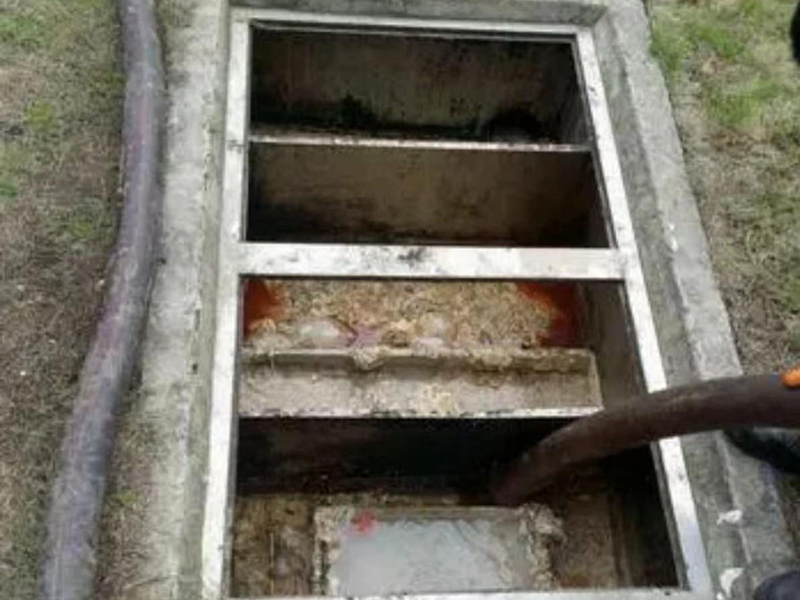 板芙镇隔油池清理